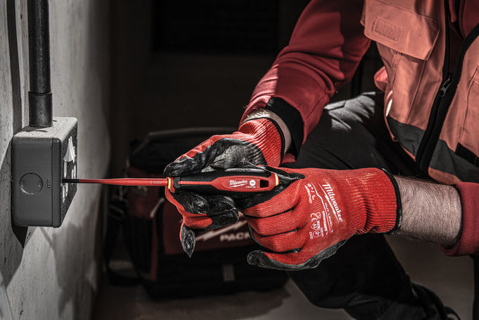 Milwaukee Tri-Lobe VDE Screwdriver Set - 12pcs - Image 8