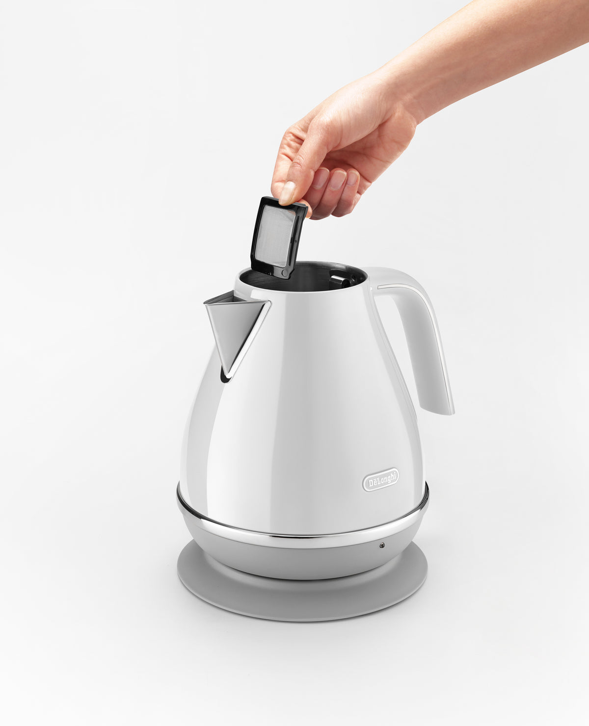 Delonghi Icona Capitals Kettle White - Image 2