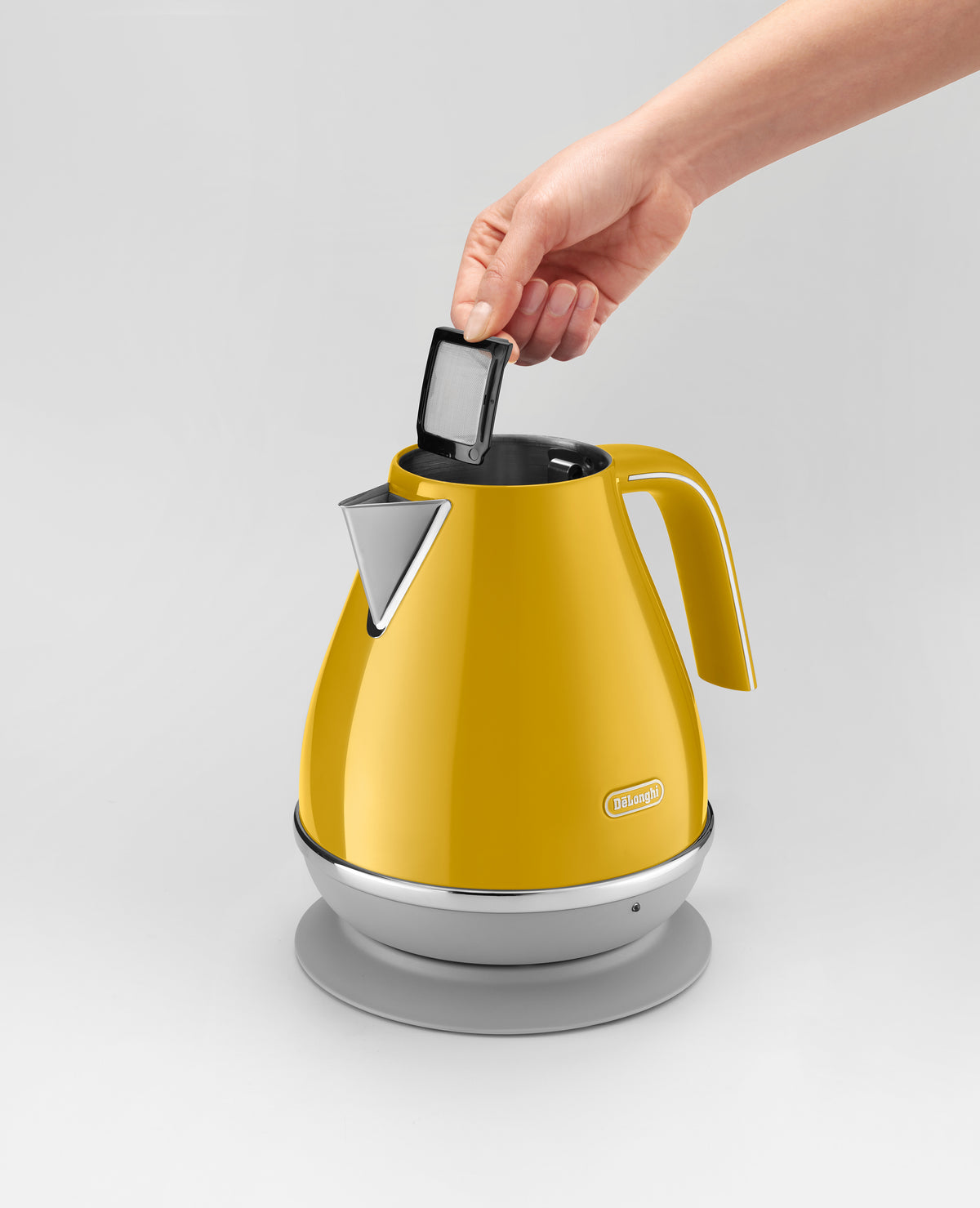 Delonghi Icona Capitals Kettle Yellow - Image 4