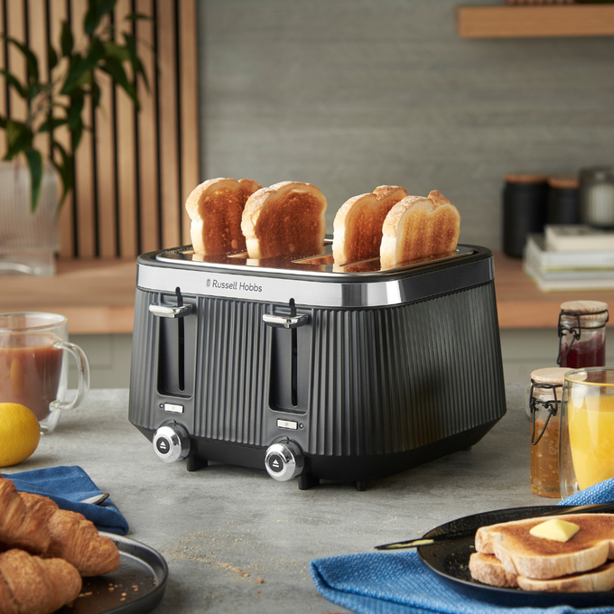Russell Hobbs Bronte Black Toaster 4 Slice - Image 4