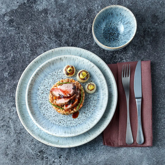 Denby Halo Speckle Medium Coupe Plate with textured finish, perfect for everyday use – available at Keans Claremorris.