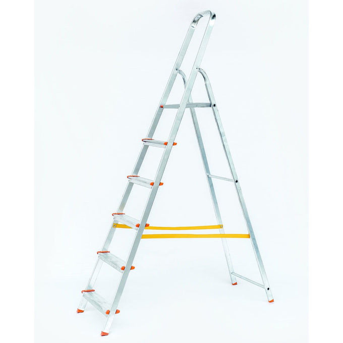 6 Tread Aluminium Step Ladder with ribbed steps, non-slip feet, 150kg max load, EN131 compliant – Keans Claremorris