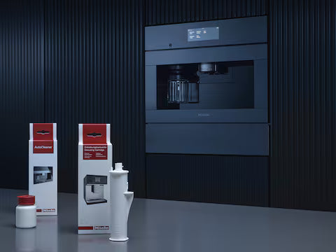 Miele Built-In Coffee Machine With Directwater Obsidian Black CVA 7845 - Image 4