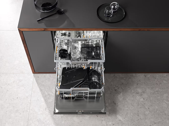 Miele Built-In Coffee Machine With Directwater Obsidian Black CVA 7845 - Image 6
