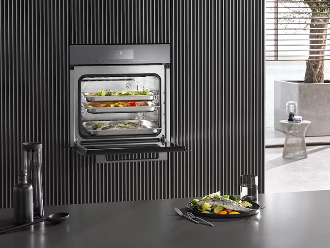 Miele DGC 7460 HC Pro VitroLine 60cm Steam Oven 68L, Obsidian Black - Image 4
