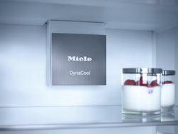 Miele K 7737 D 178cm Integrated Fridge Freezer