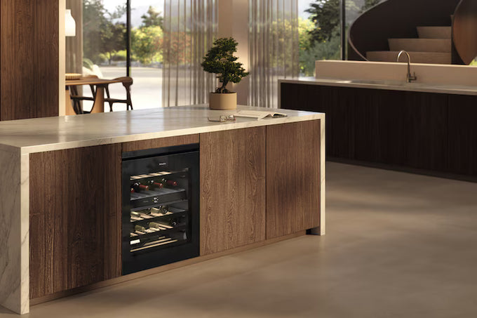 Miele KWTUS 7074 F Under Counter Wine Cooler 32 Bottle - Image 4