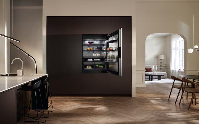 Miele KFMC 3844 R 90cm Built-In Fridge Freezer - Image 11