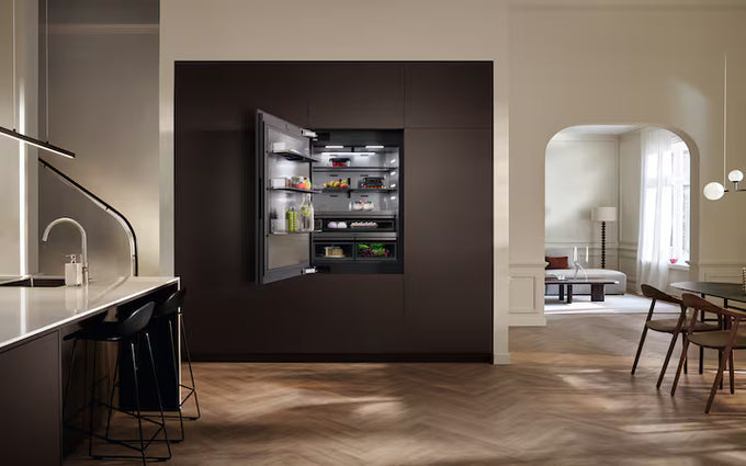 Miele KFMC 3844 L 90cm Built-In Fridge Freezer - Image 10