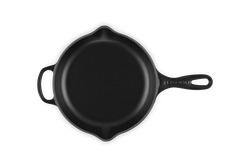 Le Creuset 23cm Signature Round Skillet Black