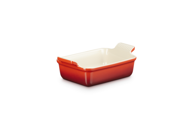 Le Creuset Stoneware Heritage Rectangular Dish 19cm Cerise - Image 3