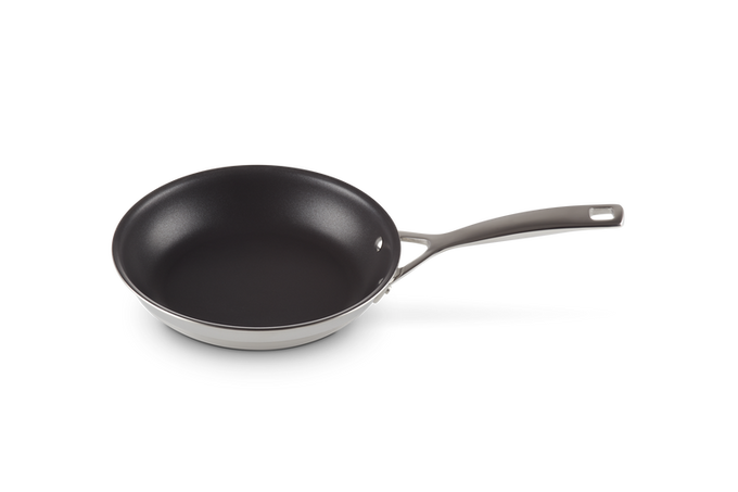 Le Creuset Classic 3-ply Stainless Steel Non-Stick Frying Pan 24cm - Image 2