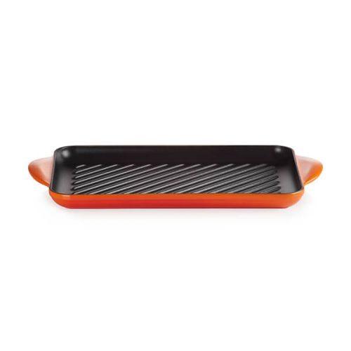 Le Creuset Volcanic 32cm cast iron rectangular grill with enamel finish, suitable for all hobs, from Keans Claremorris.