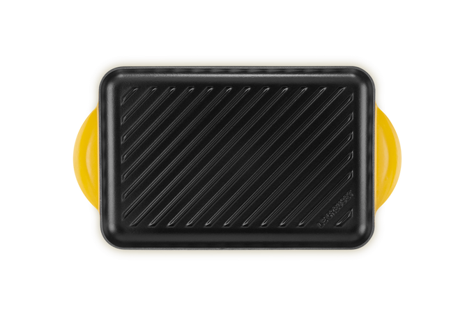 Le Creuset Traditional 32cm Rectangular Grill in Nectar orange – durable cast iron cookware | Keans Claremorris