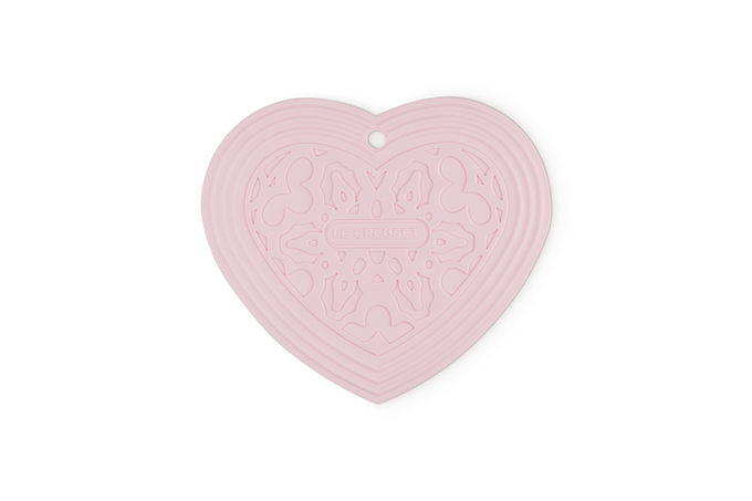 Le Creuset On The Go Heart Cool Tool Trivet, heat-resistant silicone, portable kitchen accessory - Keans Claremorris