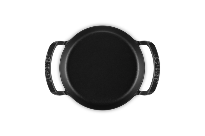 Le Creuset BBQ Range Round Skillet Black - Durable cast iron, perfect for grilling, available at Keans Claremorris