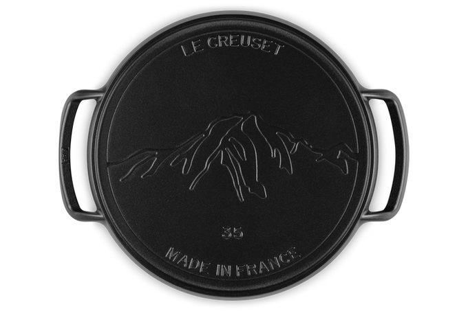 Cast Iron BBQ Outdoor Round Pizza Pan for even cooking, durable and perfect for grilling - Keans Claremorris