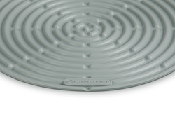 Le Creuset Round Cool Tool Sea Salt