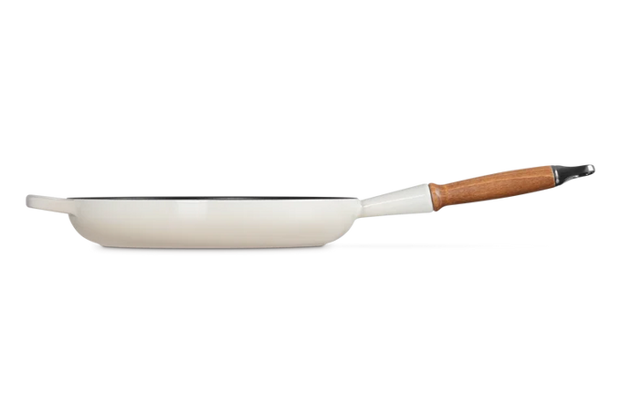 Le Creuset Signature Cast Iron Frying Pan 28cm Meringue - Image 3