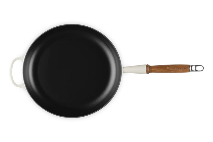 Le Creuset Signature Cast Iron Frying Pan 28cm Meringue - Image 4