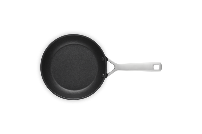 Le Creuset Shallow Frypan 22cm Toughened Non Stick - Image 5