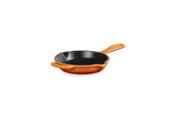 Le Creuset 23cm Signature Round Skillet Volcanic