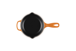 Le Creuset 23cm Signature Round Skillet Volcanic