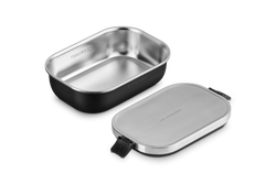 Le Creuset On The Go 900ml Lunch Box, durable and compact, perfect for meals on the move – available at Keans Claremorris.