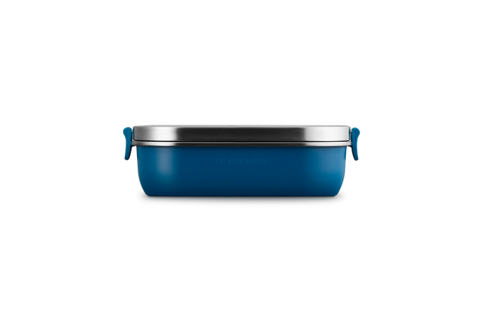 Le Creuset On The Go 900ml Lunch Box, durable and compact, perfect for meals on the move – available at Keans Claremorris.