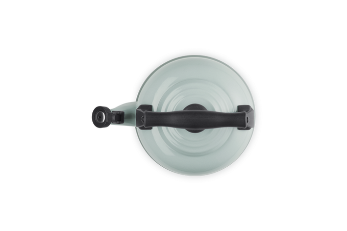 Le Creuset 2.1L Traditional Kettle Sea Salt - Image 4