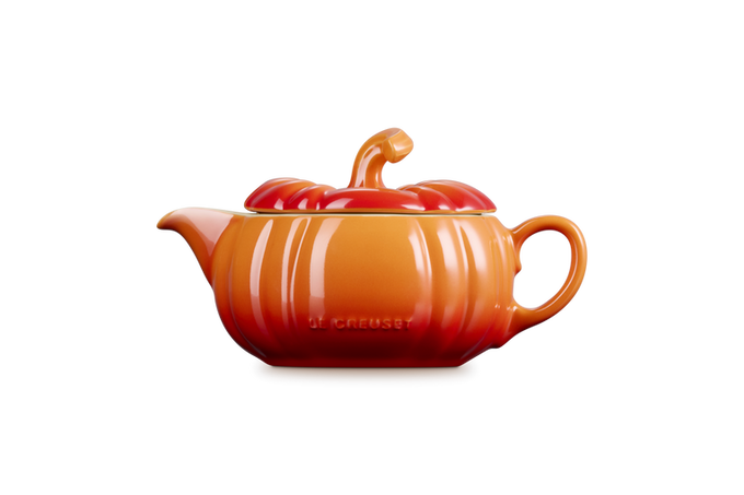 Le Creuset Halloween Pumpkin Gravy Boat Volcanic - Image 2