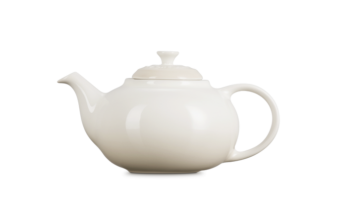 Le Creuset Stoneware Classic Teapot with Infuser Meringue - Image 3