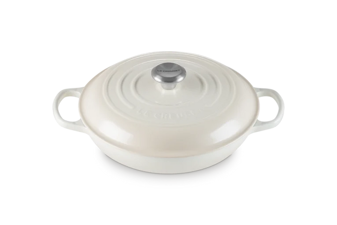 Le Creuset Signature Cast Iron Shallow Casserole 26cm Meringue - Image 2