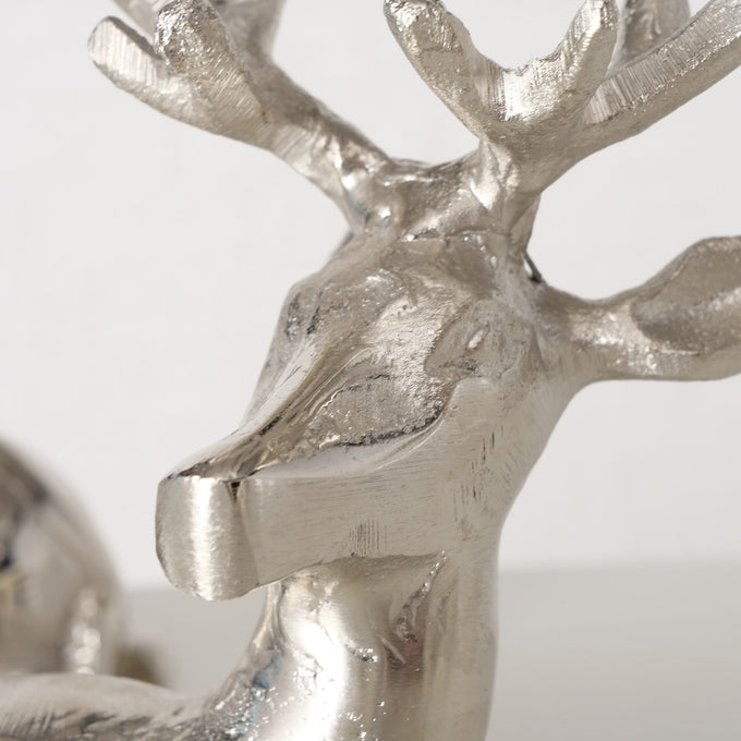 Silver Aluminium Deer 16 cm, decorative figurine, sold singly, 2 assorted designs – Keans Claremorris