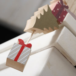 Santa Shelf Sitter 23 cm pine wood decoration, festive holiday ornament – Keans Claremorris