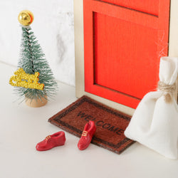 Christmas Mini Display Set – 10 Pack Nisse Figures, 17 cm Tall | Festive Decor | Keans Claremorris