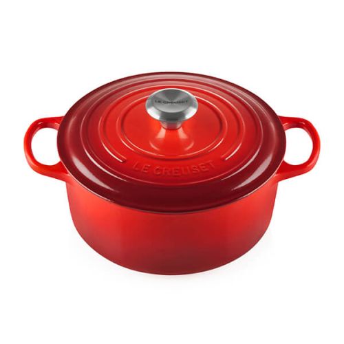 Le Creuset Signature Cerise 28cm cast iron round casserole, durable enamel, oven safe, 6.7L capacity – Keans Claremorris