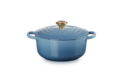 Le Creuset 28cm Chambray round casserole, enamelled cast iron, oven-safe, heat-resistant knob, dishwasher safe - Keans