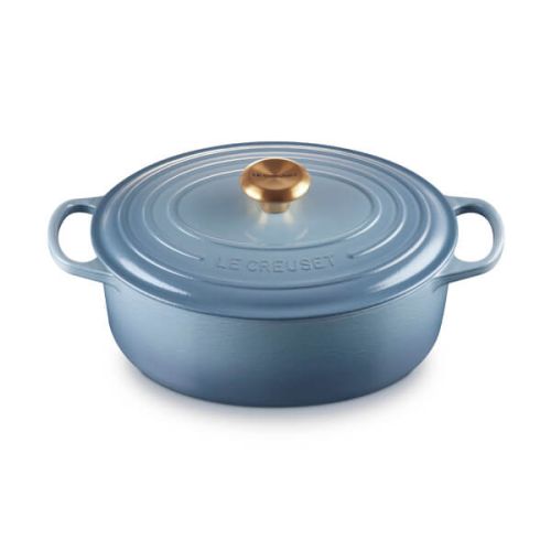 Le Creuset 29cm Oval Chambray Cast Iron Casserole with soft gold knob, durable enamel, oven safe – Keans Claremorris