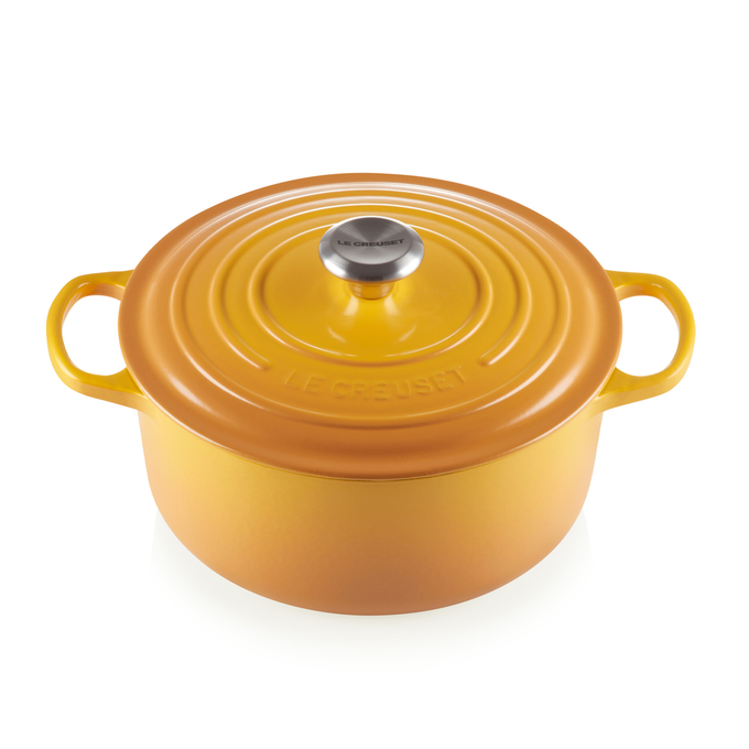 Le Creuset 28cm round casserole in Nectar, enamelled cast iron, oven-safe, heat-resistant knob, 6.7L capacity - Keans