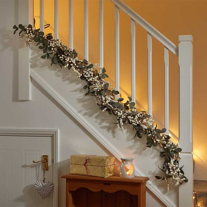 WinterBerry Garland 270cm - Image 1