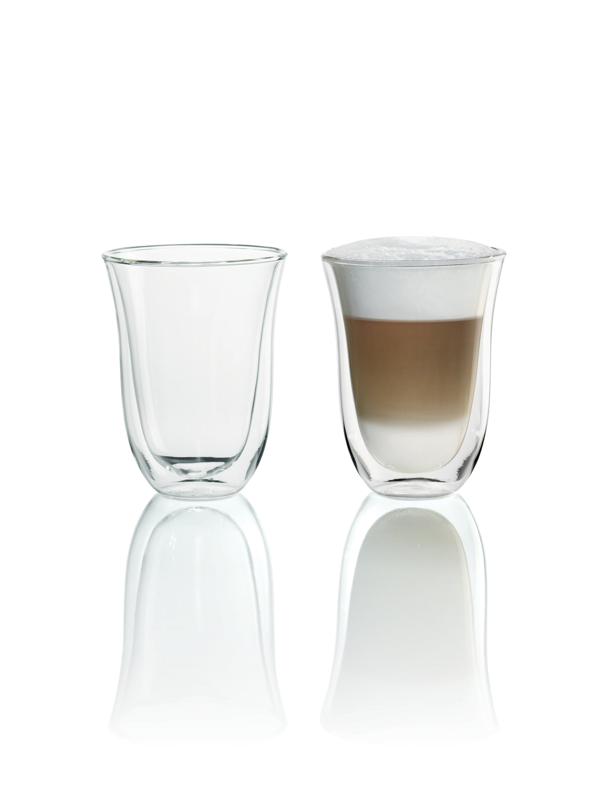 Two DeLonghi 220ml double wall latte macchiato glasses, one empty and one filled with layered coffee and foam.