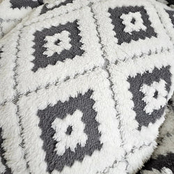 Wiggle & Wander - Dog Bed - Boho Grey