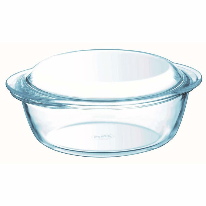 Pyrex 1.6L borosilicate glass casserole with lid, oven, microwave, freezer safe – available at Keans Claremorris.