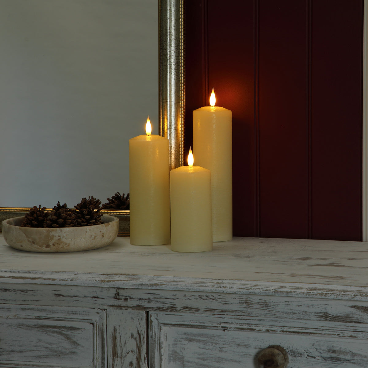 Alderbrook Ivory Set of 3 Medium Pillar Candles BO - Image 2