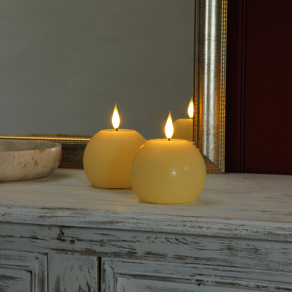 Alderbrook Ivory LED Sphere Candles 10cm – Set of 2 - Image 1