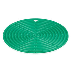 Le Creuset Bamboo Round Cool Tool, heat-resistant silicone trivet, pot holder, jar gripper, dishwasher safe – Keans