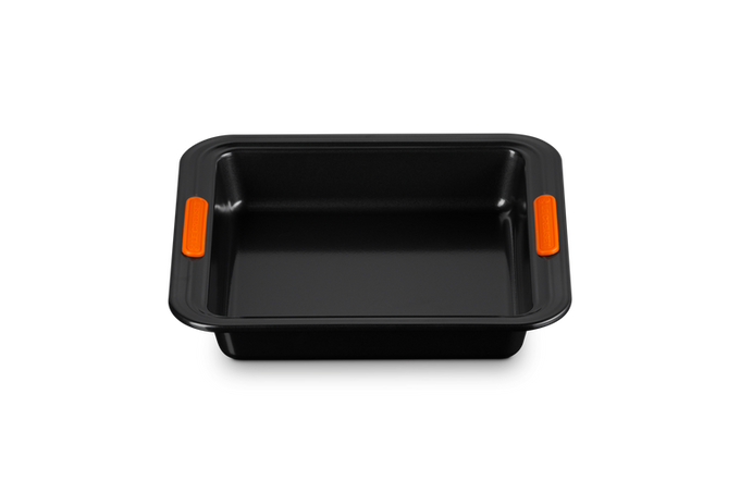Le Creuset Bakeware - Square Cake Tin 23cm - Image 1