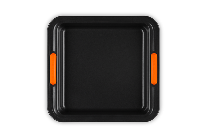 Le Creuset Bakeware - Square Cake Tin 23cm - Image 4