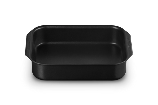Le Creuset 27x23cm black roasting tin, hard anodised, non-stick, dishwasher safe, heat resistant, 3.3L capacity – Keans